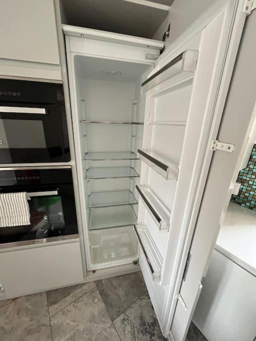 Detached Home, Easy Access For Holiday home *