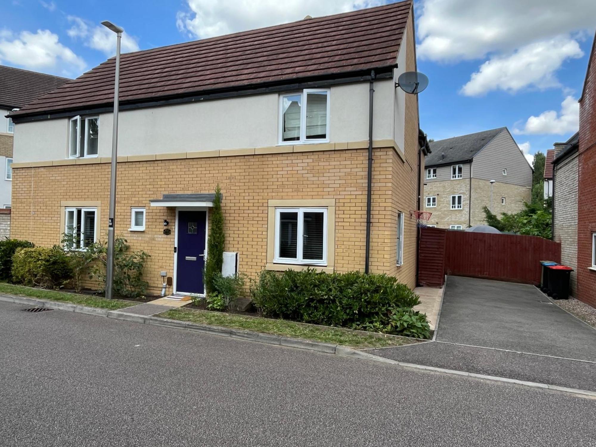 Detached Home, Easy Access For * Milton Keynes